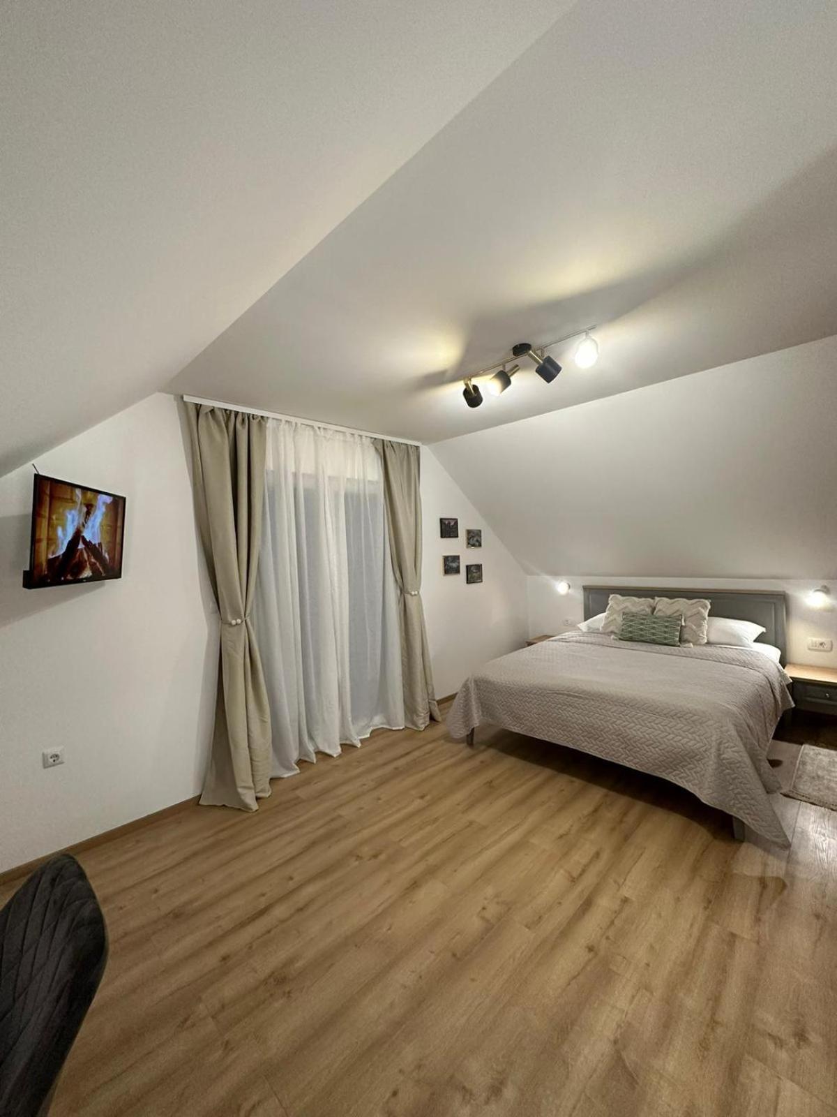 Apartments Green Linden Раковица Экстерьер фото