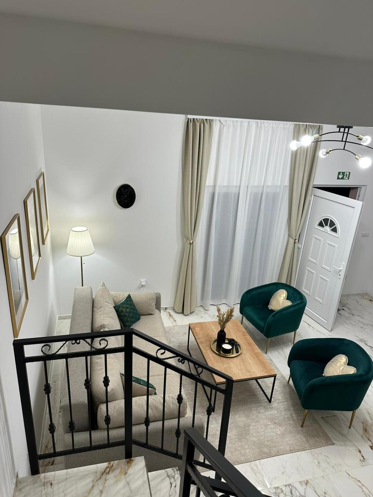 Apartments Green Linden Раковица Экстерьер фото